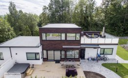 Kolme korteriga ridaelamu